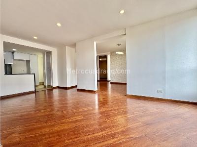 Apartamento en venta en Gratamira, Bogotá · foto 2 de 19
