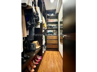 Apartamento de 3 alcobas en venta en Prado Veraniego, Bogotá, 183 m² · foto 11 de 20