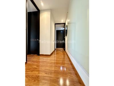 Apartamento de 3 alcobas en venta en Prado Veraniego, Bogotá, 183 m² · foto 12 de 20