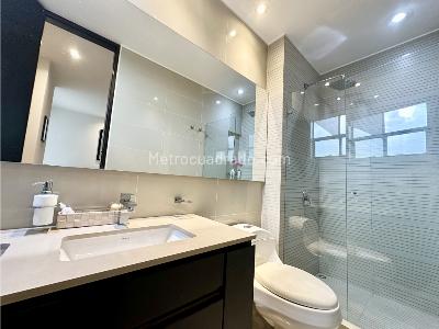 Apartamento de 3 alcobas en venta en Prado Veraniego, Bogotá, 183 m² · foto 14 de 20