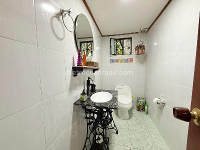 Casa de 3 alcobas en venta en San Jose De Bavaria, Bogotá, 410 m² · foto 18 de 20