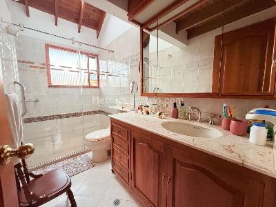 Casa de 3 alcobas en venta en San Jose De Bavaria, Bogotá, 410 m² · foto 10 de 20