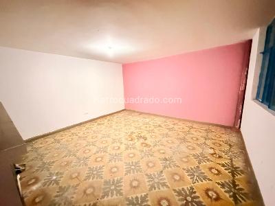 Casa de 5 alcobas en venta en Simon Bolivar, Bogotá, 400 m² · foto 3 de 9