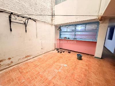Casa de 5 alcobas en venta en Simon Bolivar, Bogotá, 400 m² · foto 7 de 9