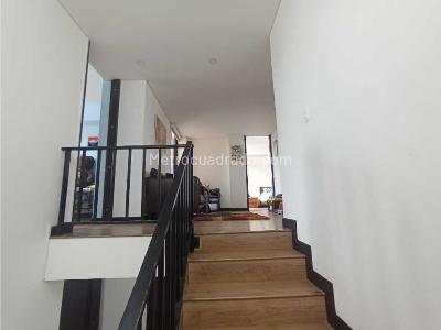 Casa de 3 alcobas en venta en Chuntame, Cajicá, 175 m² · foto 15 de 20