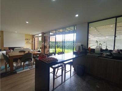 Casa de 3 alcobas en venta en Chuntame, Cajicá, 175 m² · foto 3 de 20
