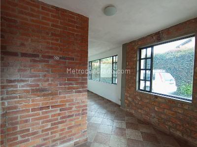 Casa de 5 alcobas en venta en Chuntame, Cajicá, 214 m² · foto 6 de 20