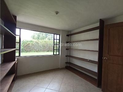 Casa de 5 alcobas en venta en Chuntame, Cajicá, 214 m² · foto 12 de 20