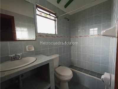 Casa de 5 alcobas en venta en Chuntame, Cajicá, 214 m² · foto 15 de 20