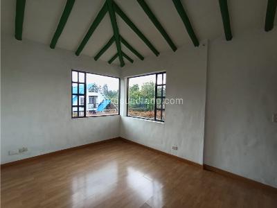 Casa de 5 alcobas en venta en Chuntame, Cajicá, 214 m² · foto 17 de 20