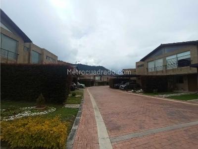 Casa de 3 alcobas en venta en Via Tabio, Cajicá, 189 m² · foto 5 de 20