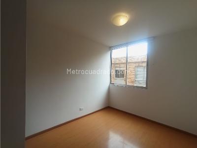 Apartamento en venta en Cerca Al Prado, Cajicá · foto 8 de 13