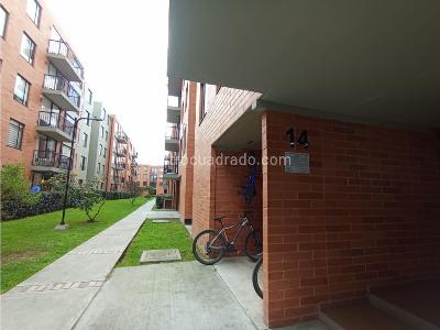 Apartamento de 2 alcobas en venta en Conjunto Alisso, Cajicá, 54 m² · foto 6 de 20