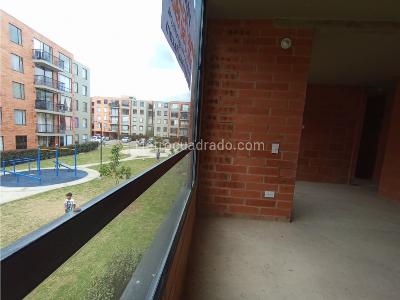 Apartamento de 2 alcobas en venta en Conjunto Alisso, Cajicá, 54 m² · foto 16 de 20