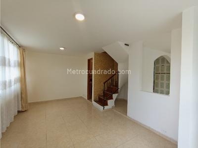 Casa en arriendo en Centro, Cajicá · foto 15 de 20