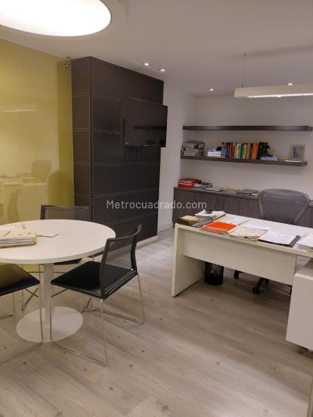 Oficina en Venta, Chico Norte, Bogotá D.C. - Más