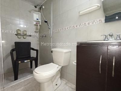 Casa en venta en Villa Alsacia, Bogotá · foto 6 de 13