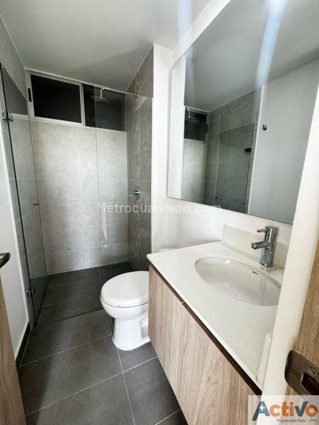 2BR 2BA Apartment with Balcony in Santa Ana - 4