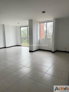 Apartamento de 2 alcobas en venta en San Antonio De Pereira, Rionegro, 72 m² · foto 2 de 9