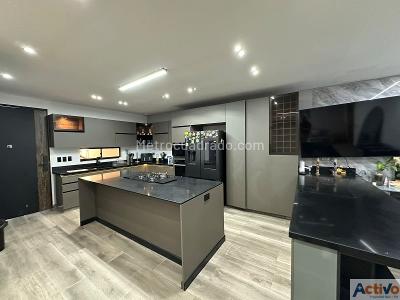 Casa de 3 alcobas en venta en San Antonio De Pereira, Rionegro, 118 m² · foto 3 de 9