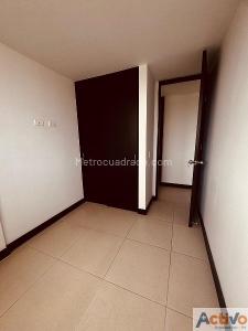 Apartamento de 3 alcobas en venta en San Antonio De Pereira, Rionegro, 73 m² · foto 6 de 10