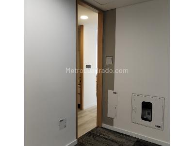Apartamento de 3 alcobas en arriendo en Centro Internacional De Bogota, Bogotá, 82 m² · foto 2 de 20