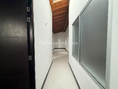 Apartamento de 3 alcobas en venta en Guayabal Cristo Rey, Medellín, 86 m² · foto 10 de 11