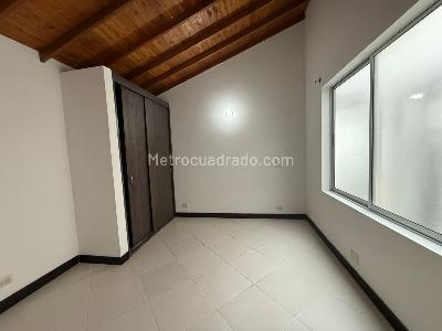 Apartamento de 3 alcobas en venta en Guayabal Cristo Rey, Medellín, 86 m² · foto 7 de 11