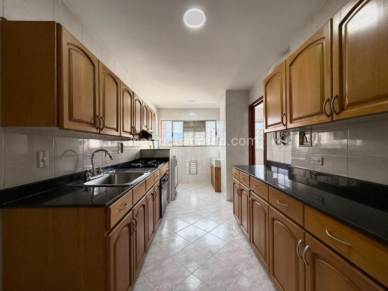 Apartamento en Venta, EL POBLADO SAN LUCAS, Medellín - Widok 4