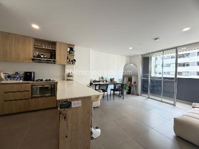 Apartamento de 3 alcobas en venta en Guayabal, Medellín, 83 m² · foto 2 de 16