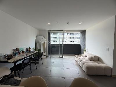 Apartamento de 3 alcobas en venta en Guayabal, Medellín, 83 m² · foto 3 de 16