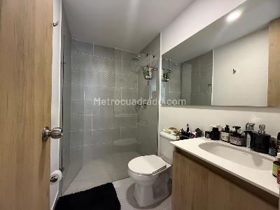 Apartamento de 3 alcobas en venta en Guayabal, Medellín, 83 m² · foto 8 de 16
