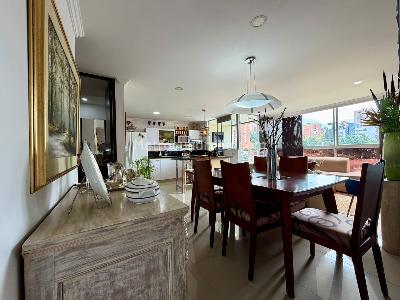 Apartamento de 2 alcobas en venta en Los Balsos No 2, Medellín, 76 m² · foto 4 de 11