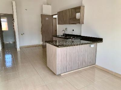 Apartamento de 3 alcobas en venta en Altos De Niquia, Bello, 60 m² · foto 4 de 11