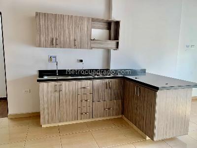 Apartamento de 3 alcobas en venta en Altos De Niquia, Bello, 60 m² · foto 5 de 11