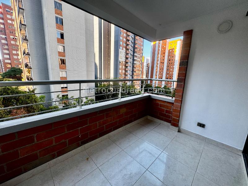 Apartamento en Arriendo, LOMA LOS BERNAL, Medellín – pohled 6