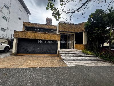 Oficina en Arriendo, LA AGUACATALA, Medellín