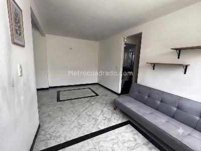 Apartamento en venta en Robledo, Medellín · foto 3 de 20
