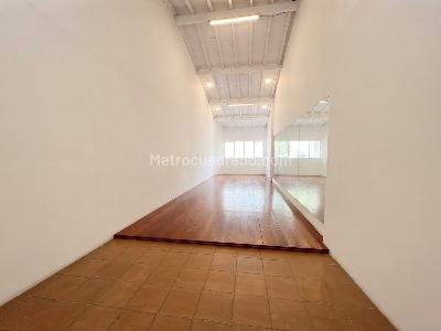 Casa de 5 alcobas en arriendo en Zúñiga, Envigado, 700 m² · foto 17 de 20