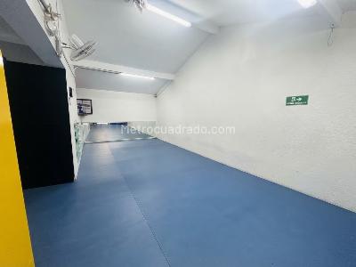 Casa de 5 alcobas en arriendo en Zúñiga, Envigado, 700 m² · foto 8 de 20