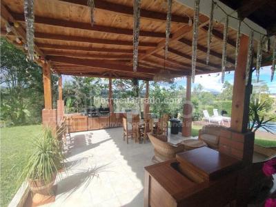 Casa de 4 alcobas en venta en Vereda San Luis, Rionegro · foto 11 de 20