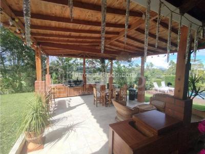 Casa de 4 alcobas en venta en Vereda San Luis, Rionegro · foto 14 de 20