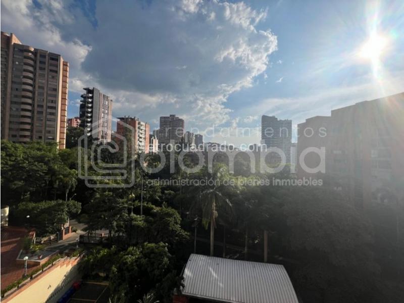 Spacious 3BR Apartment in Loma De Los Parra - 6