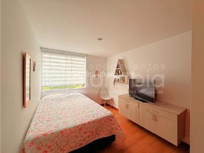 Apartamento en venta en Loma De Las Brujas, Envigado · foto 11 de 15
