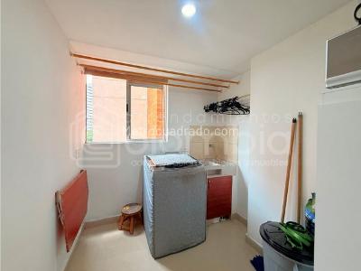 Apartamento en venta en Loma De Las Brujas, Envigado · foto 14 de 15