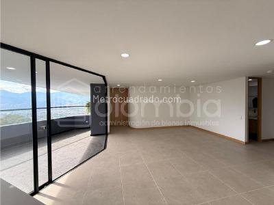 Apartamento de 3 alcobas en venta en Las Palmas, Medellín, 101 m² · foto 3 de 19