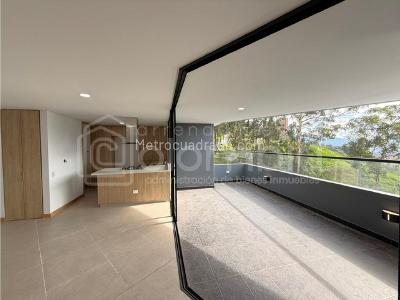 Apartamento de 3 alcobas en venta en Las Palmas, Medellín, 101 m² · foto 4 de 19