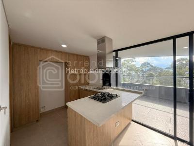 Apartamento de 3 alcobas en venta en Las Palmas, Medellín, 101 m² · foto 7 de 19