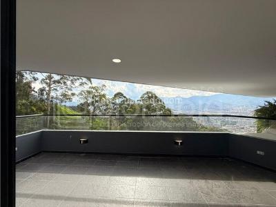 Apartamento de 3 alcobas en venta en Las Palmas, Medellín, 101 m² · foto 14 de 19
