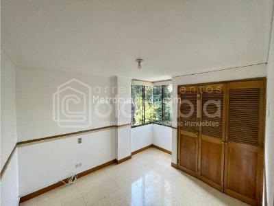 Apartamento en venta en Zuñiga, Envigado · foto 8 de 13